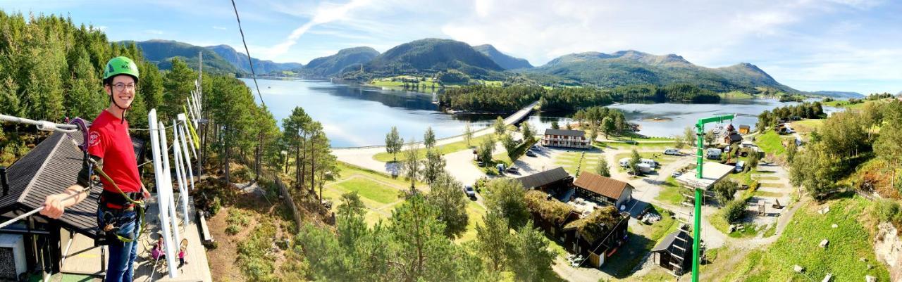 Valsoya Hotel Valsøyfjord Buitenkant foto